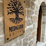 Midgard מלון דירות 4*