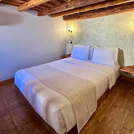 Midgard Aparthotel *