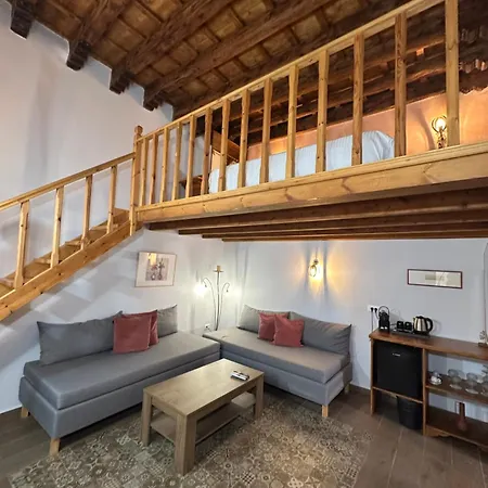 Aparthotel Midgard 4*